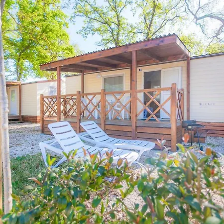 Campsite Cherry Premium Bianca Mobile Homes Zelena Laguna Porec