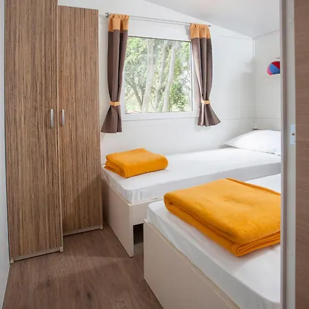 Cherry Premium Bianca Mobile Homes Zelena Laguna Campeggio Porec