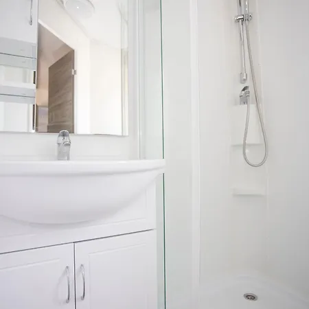 Camping Cherry Premium Bianca Mobile Homes Zelena Laguna